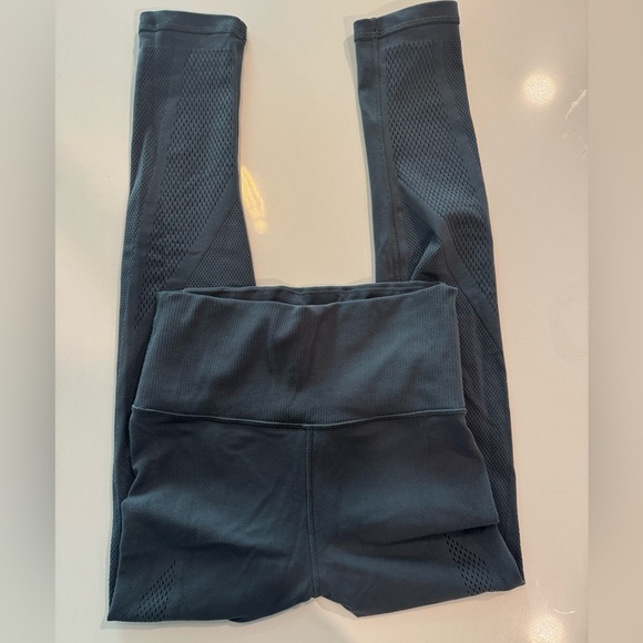 Athleta Leggings size s/m - Picture 2 of 3